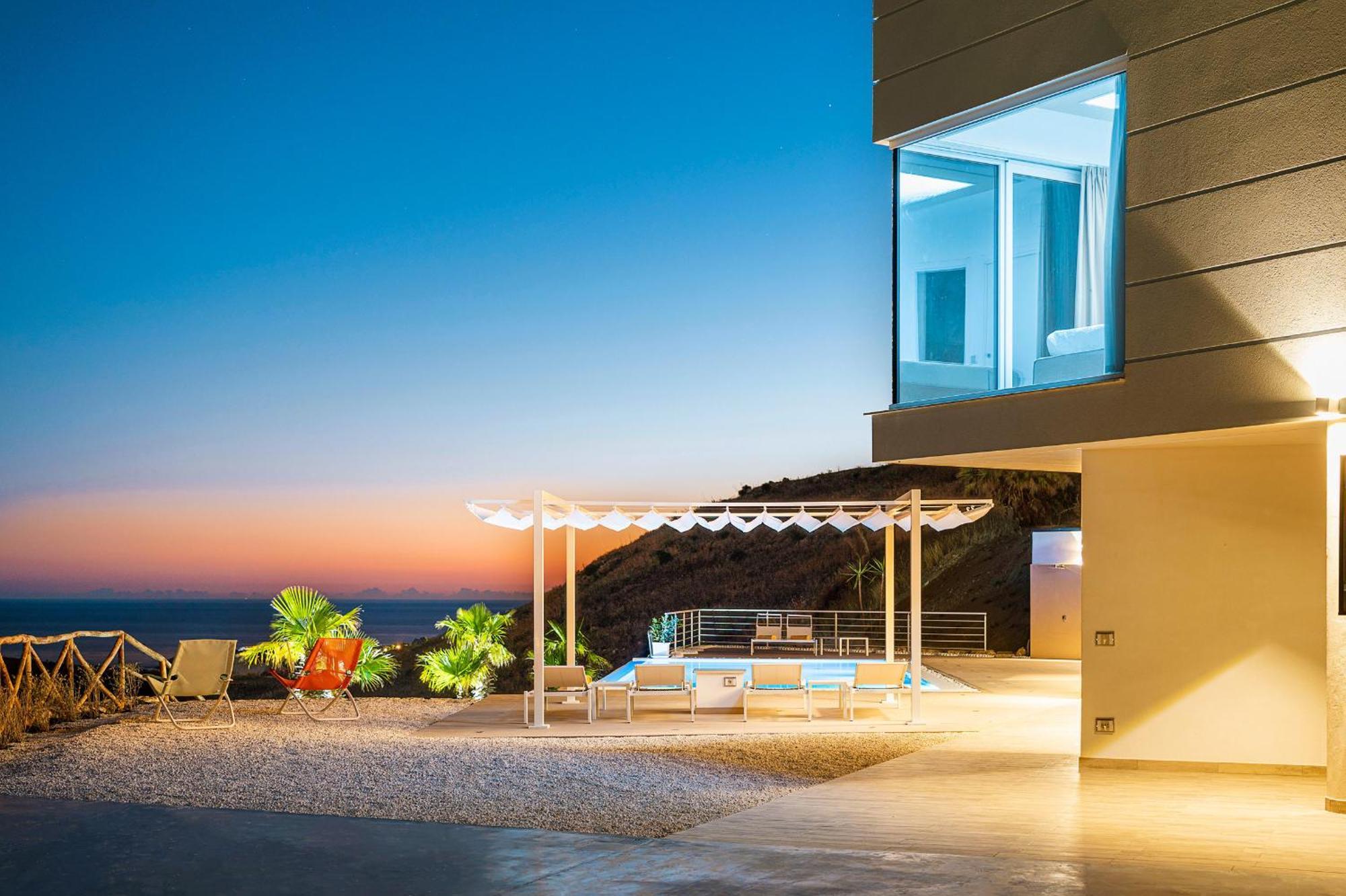 Villa Domizia مونتاليغرو المظهر الخارجي الصورة